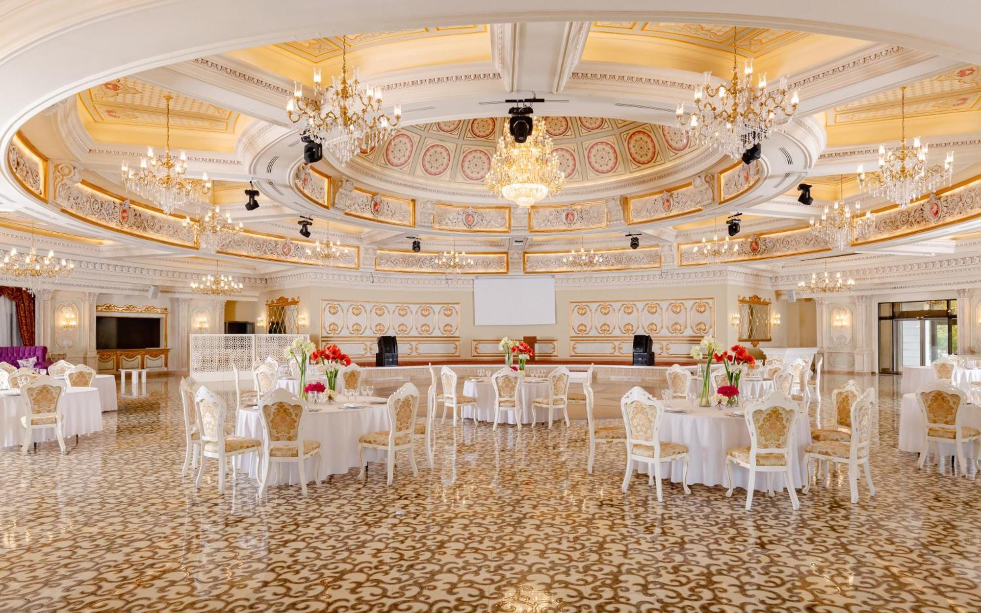 Shamakhi Palace Sharadil Seredil Exterior foto The ballroom