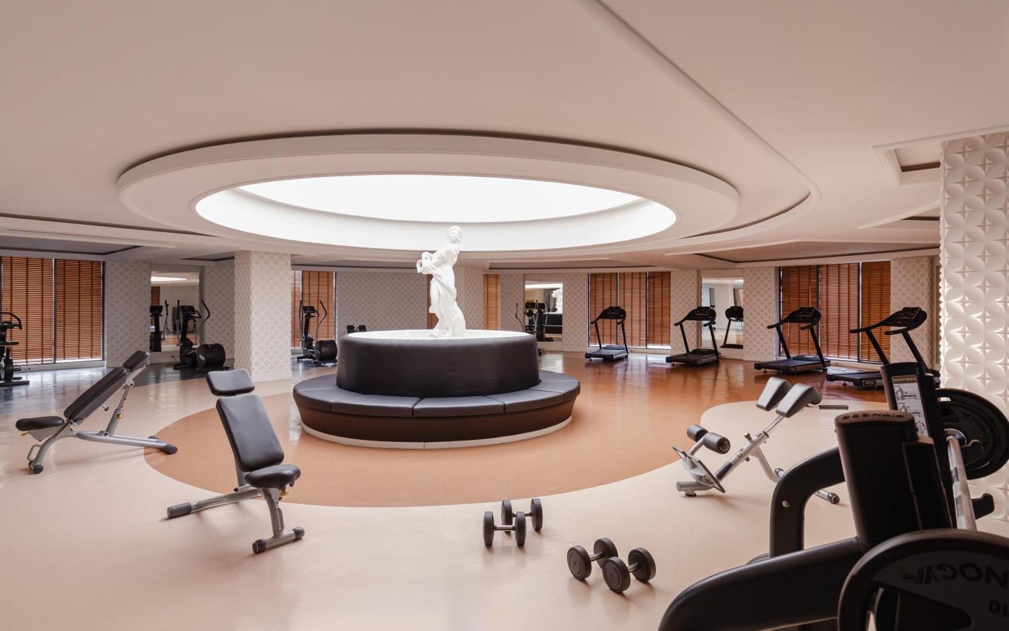 Shamakhi Palace Sharadil Seredil Exterior foto The gym at The Dorchester
